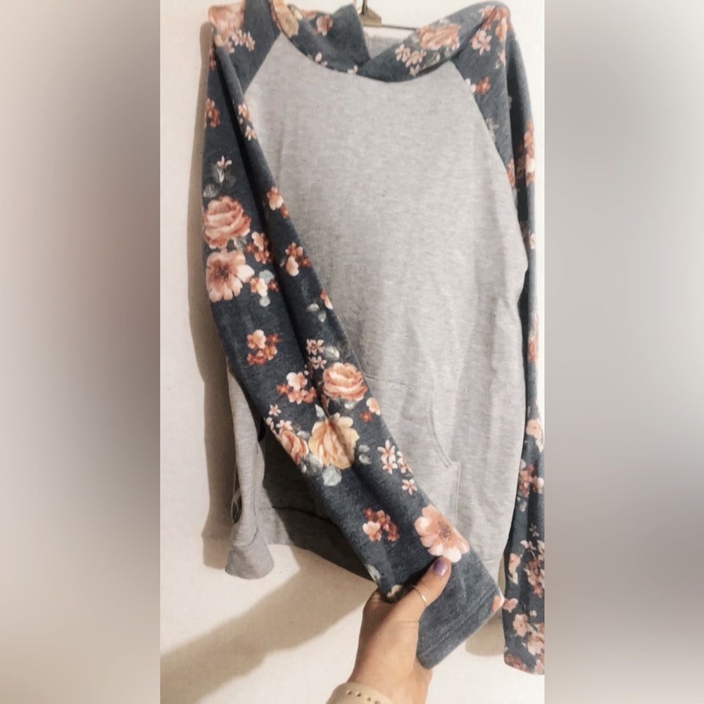 cozy sweatshirt!!